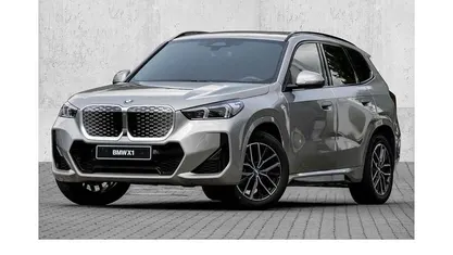 Gebraucht 2025 BMW iX1 M Sport SUV | 47.995 € (Fairer Preis)