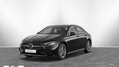 Gebraucht 2024 Mercedes A180 AMG Limousine | 32.280 € (Fairer Preis)