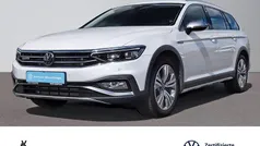 Weiß Gebraucht 2022 VW Passat Alltrack Kombi | 31.680 € (Fairer Preis)