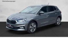 Grau Gebraucht 2023 Skoda Fabia Style Kleinwagen | 18.890 € (Fairer Preis)