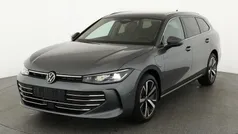 Diabasgrau metallic Neu 2025 VW Passat Pro Kombi | 48.445 € (Fairer Preis)