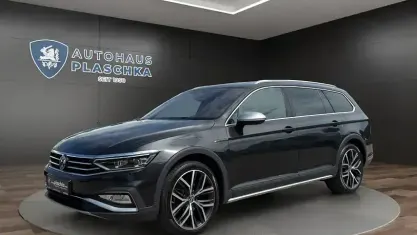 Gebraucht VW Passat Alltrack 200 PS (147 kW) 2023 Mangangrau Kombi
