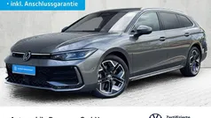 Gebraucht 2024 VW Passat R-line Kombi | 49.750 € (Fairer Preis)