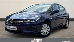 Gebraucht 2017 Opel Astra Selection Limousine | 11.490 € (Fairer Preis)