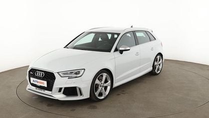 Używany Audi RS3 Sport 400 KM (294 kW) 2020 Biały Sedan/Limuzyna