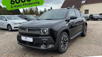 Gebraucht 2025 Renault 4 E-Tech Iconic SUV | 35.480 € (Fairer Preis)