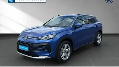Gebraucht VW T-Roc Life 150 PS (110 kW) 2026 Blau SUV
