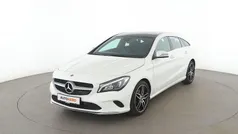 Weiß Gebraucht 2018 Mercedes CLA180 Shooting Brake Urban Kombi | 17.600 € (Fairer Preis)