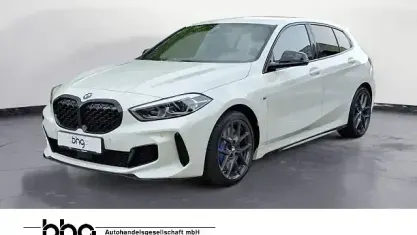 Gebraucht BMW M135 Comfort Edition 306 PS (225 kW) 2021 Weiß Kleinwagen