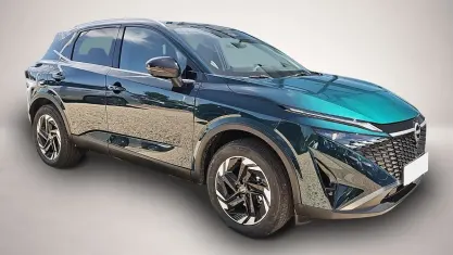 Neu Nissan Qashqai N-Connecta 158 PS (116 kW) 2026 Grün SUV
