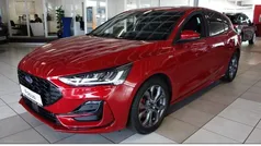 Rot Neu 2024 Ford Focus ST-Line Limousine | 27.979 € (Fairer Preis)