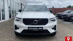 Weiß Gebraucht 2024 Volvo XC40 Ultra SUV | 39.700 € (Fairer Preis)