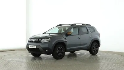 Grau Gebraucht 2024 Dacia Duster Extreme SUV | 22.790 € (Fairer Preis)