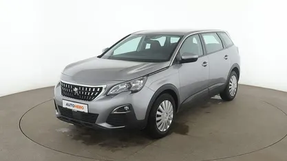 Grau Gebraucht 2020 Peugeot 5008 Business-Line SUV | 19.800 € (Fairer Preis)