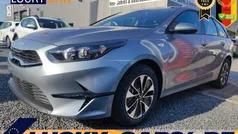 Lunar silber Neu 2024 Kia Ceed Sportswagon Kombi | 24.240 € (Superpreis)