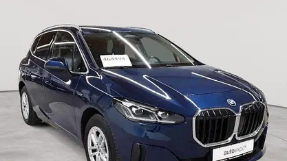 Phytonicblau metallic Gebraucht 2022 BMW 225 Active Tourer Performance Van / Kleinbus | 28.190 € (Fairer Preis)