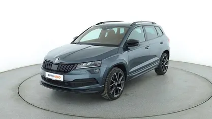 Grau Gebraucht 2022 Skoda Karoq SportLine SUV | 30.090 € (Fairer Preis)