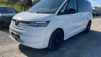 Gebraucht VW Multivan Life 204 PS (150 kW) 2024 Candy weiß Van