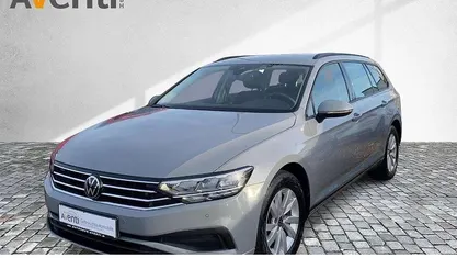 Mondsteingrau Gebraucht 2024 VW Passat Kombi | 31.749 € (Superpreis)