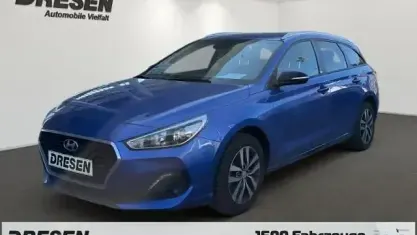 Gebraucht Hyundai i30 YES! 120 PS (88 kW) 2019 Blau Kombi