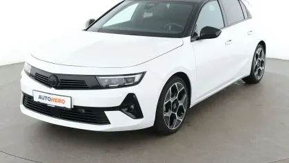 Gebraucht Opel Astra 131 PS (96 kW) 2024 Weiß Kleinwagen