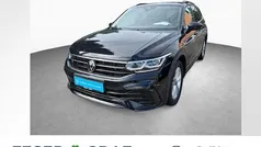 Gebraucht 2024 VW Tiguan Allspace R-line SUV | 45.440 € (Fairer Preis)