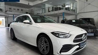 Gebraucht Mercedes C300e Advanced 204 PS (150 kW) 2024 Kombi