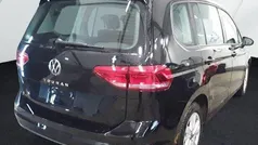 Deep black perleffekt Gebraucht 2024 VW Touran Comfortline Van / Kleinbus | 30.450 € (Guter Preis)