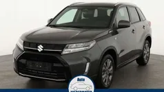 Titan dark gray pearl metallic Neu 2025 Suzuki Vitara Comfort SUV | 24.995 € (Fairer Preis)
