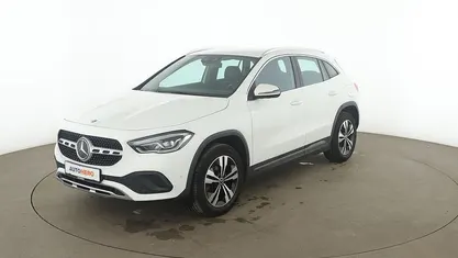 Weiß Gebraucht 2020 Mercedes GLA200 Progressive SUV | 30.860 € (Fairer Preis)