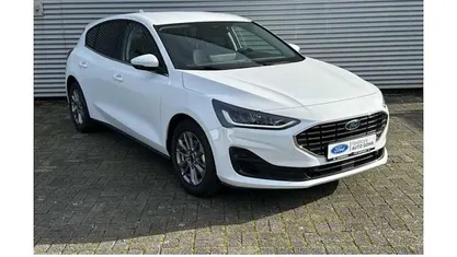 Gebraucht 2025 Ford Focus Titanium Limousine | 27.390 € (Guter Preis)