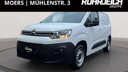 Weiß Gebraucht 2021 Citroën Berlingo Van / Kleinbus | 15.990 € (Superpreis)