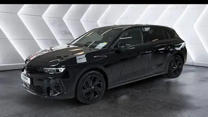 Gebraucht Opel Astra 131 PS (96 kW) 2024 Schwarz Limousine