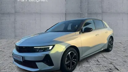 Neu Opel Astra 131 PS (96 kW) 2025 Limousine