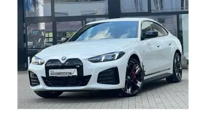 Używany BMW i4 M Sport 400 kW (544 KM) 2025 Biały Sedan/Limuzyna
