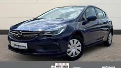 Gebraucht 2017 Opel Astra Selection Limousine | 11.490 € (Fairer Preis)