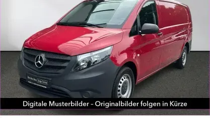 Gebraucht Mercedes Vito 136 PS (100 kW) 2022 Rot Van