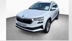 Moon weiss perleffekt Gebraucht 2024 Skoda Karoq Selection SUV | 27.990 € (Superpreis)