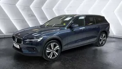 Othercolor Gebraucht 2024 Volvo V60 CC Plus Kombi | 43.480 € (Guter Preis)