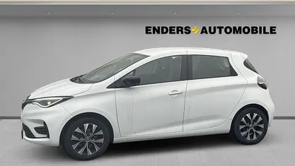 Weiss Gebraucht 2022 Renault Zoe Evolution Kleinwagen | 15.980 € (Fairer Preis)