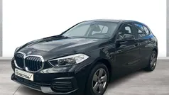 Schwarz Gebraucht 2021 BMW 118 Advantage Kleinwagen | 20.890 € (Fairer Preis)
