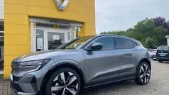 Dolomitgrau& black pearschwa Gebraucht 2023 Renault Mégane Techno Limousine | 32.990 € (Fairer Preis)
