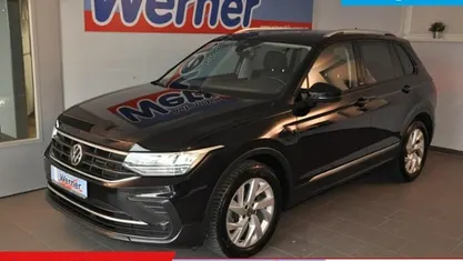 Gebraucht VW Tiguan Active 150 PS (110 kW) 2021 Schwarz SUV