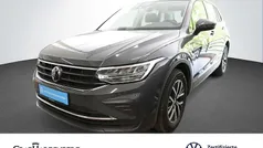 Gebraucht 2023 VW Tiguan Life SUV | 31.890 € (Fairer Preis)