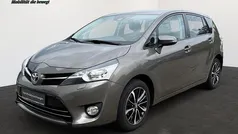 Platinumbronze metallic Gebraucht 2017 Toyota Verso Basis Van / Kleinbus | 16.480 € (Fairer Preis)