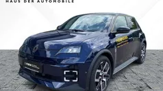 Nachtblau, black pearlschwarz (blau) Gebraucht 2024 Renault R5 Komfort Kleinwagen | 30.405 € (Fairer Preis)