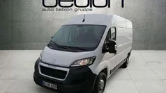 Weiß Gebraucht 2023 Peugeot Boxer Van | 26.480 € (Fairer Preis)