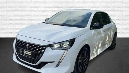 Käytetty Peugeot 208 Allure 101 HP (74 kW) 2023 Valkoinen Viistoperä