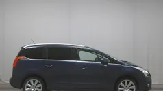 Blau metallic Gebraucht 2012 Peugeot 5008 Allure Van / Kleinbus | 6.990 € (Guter Preis)