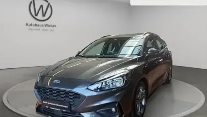 Usado Ford Focus ST-Line 151 CV (111 kW) 2020 Gris Familiar